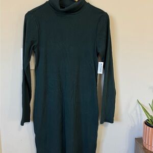 Old Navy Dark Green Long Sleeve Dress